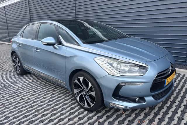 Citroën DS5 (2012) thumbnail 3