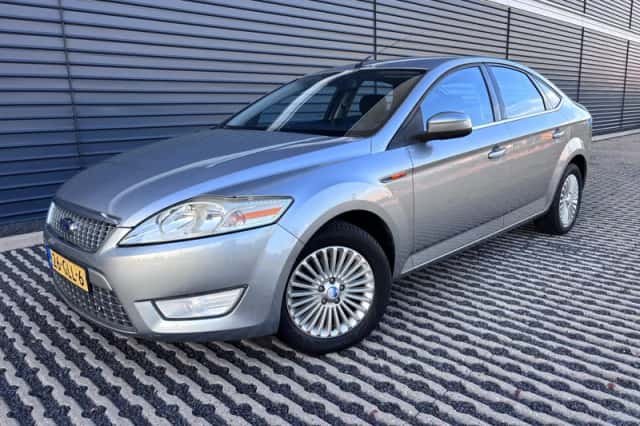 Ford Mondeo (2008) thumbnail 1