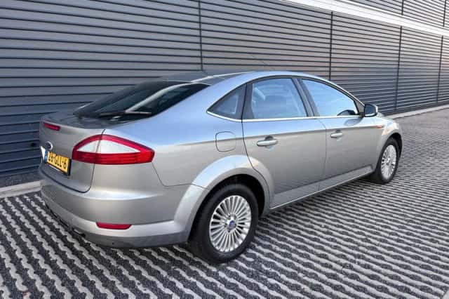 Ford Mondeo (2008) thumbnail 6