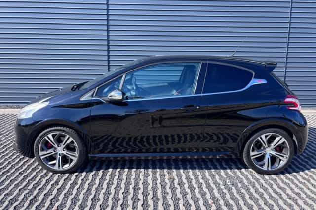 Peugeot 208 (2013) thumbnail 5