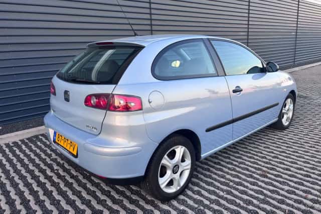 SEAT Ibiza (2004) thumbnail 6