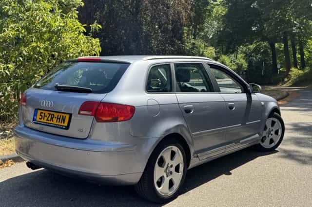 Audi A3 (2008) thumbnail 4