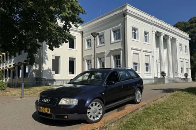 Audi A6 (2000) thumbnail 2