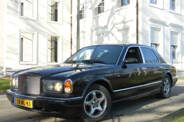 Bentley Arnage (1998) thumbnail 2