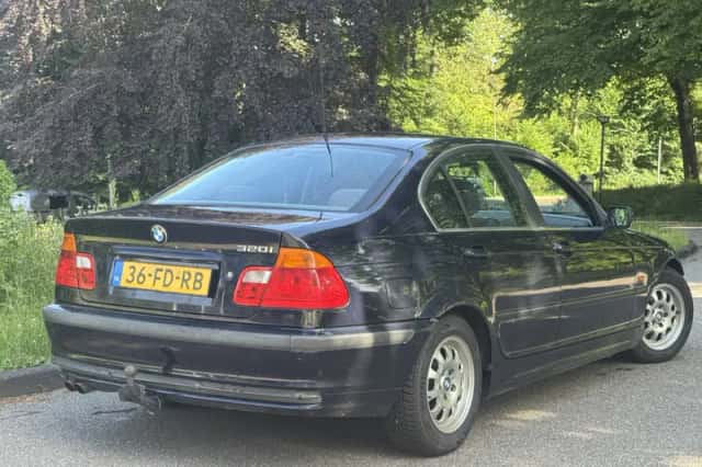 BMW 3-Serie (2000) thumbnail 3