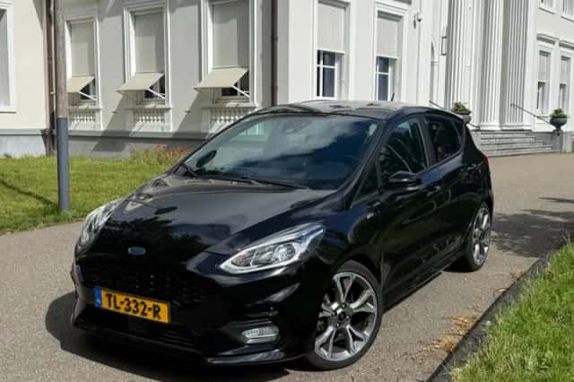 Ford Fiesta (2018) thumbnail 1