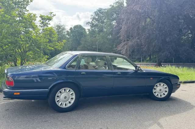 Jaguar XJ (1995) thumbnail 4
