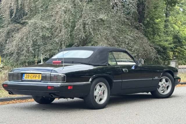 Jaguar XJ (1995) thumbnail 3