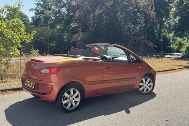 Mitsubishi Colt (2006) thumbnail 3