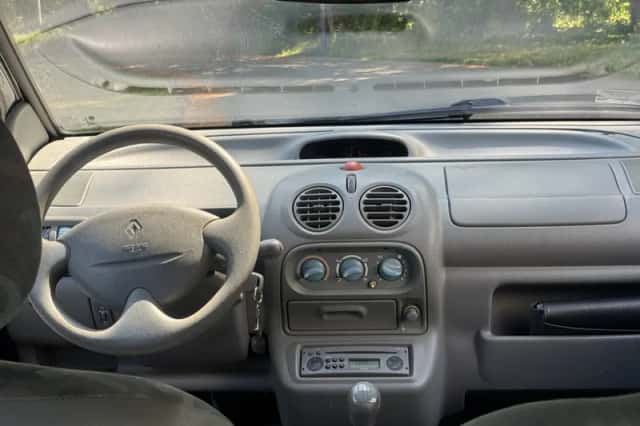 Renault Twingo (2005) thumbnail 3
