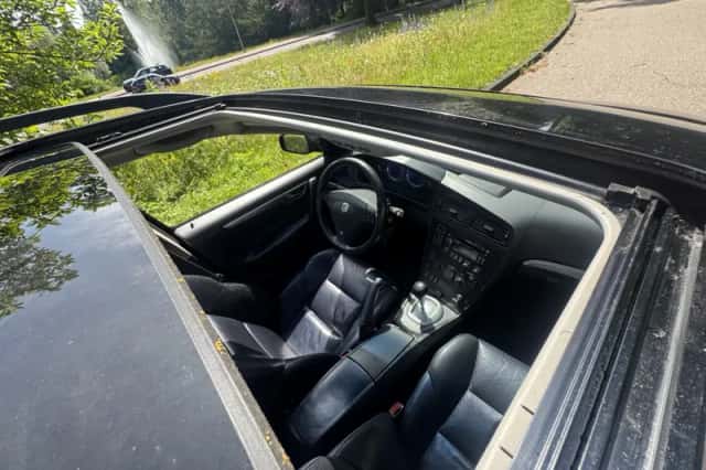 Volvo V70 (2004) thumbnail 4