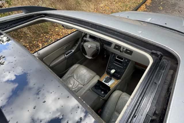 Volvo XC90 (2003) thumbnail 4