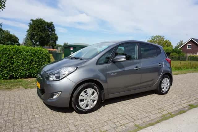 Hyundai ix20 (2012) thumbnail 1