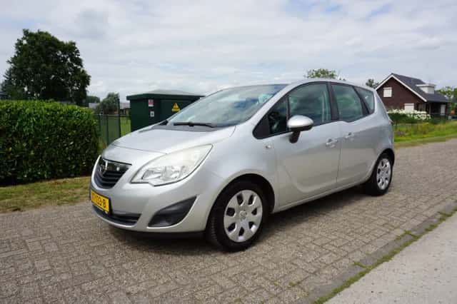 Opel Meriva (2010) thumbnail 1