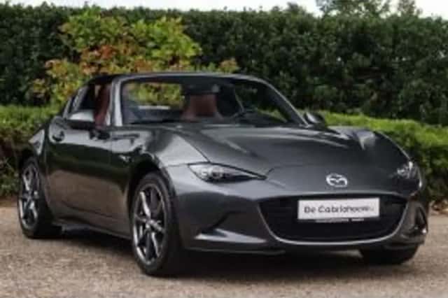 Mazda MX-5 (2017) thumbnail 1
