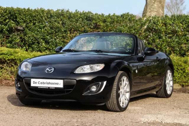 Mazda MX-5 (2010) thumbnail 3