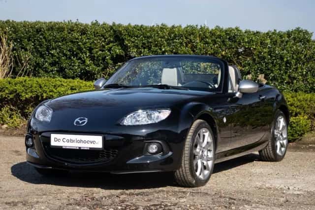 Mazda MX-5 (2014) thumbnail 3