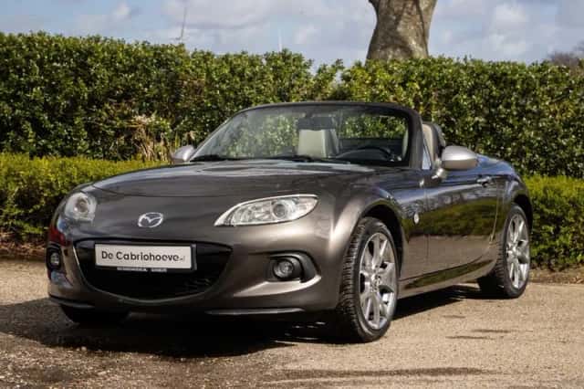 Mazda MX-5 (2014) thumbnail 3