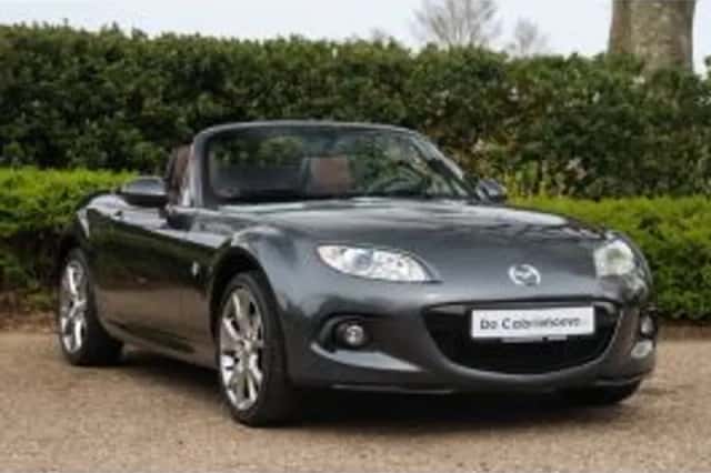 Mazda MX-5 (2013) thumbnail 1