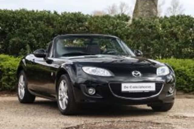 Mazda MX-5 (2009) thumbnail 1