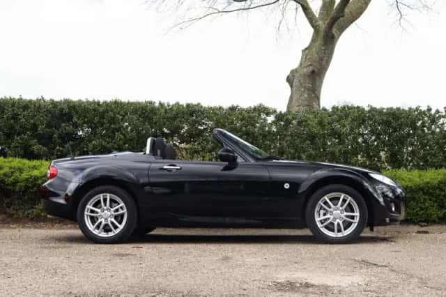 Mazda MX-5 (2009) thumbnail 4