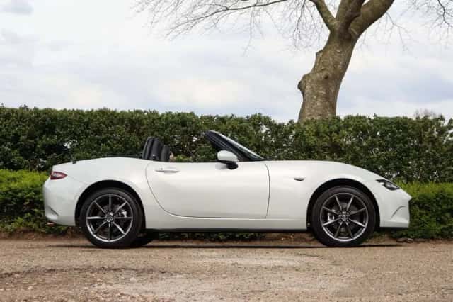 Mazda MX-5 (2019) thumbnail 4