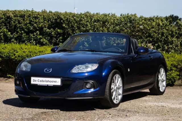 Mazda MX-5 (2014) thumbnail 3