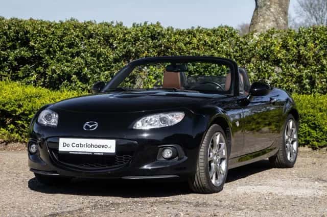 Mazda MX-5 (2013) thumbnail 3
