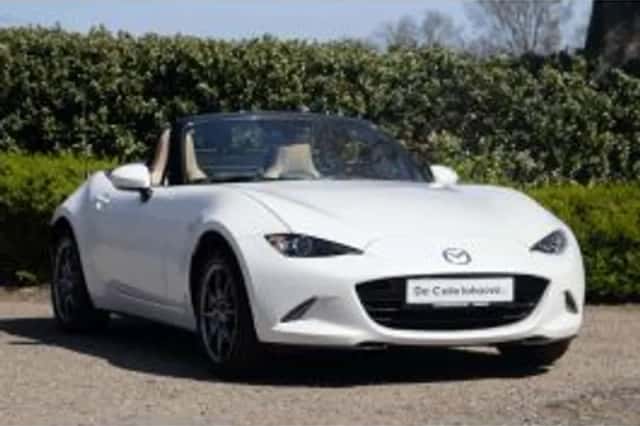 Mazda MX-5 (2018) thumbnail 1