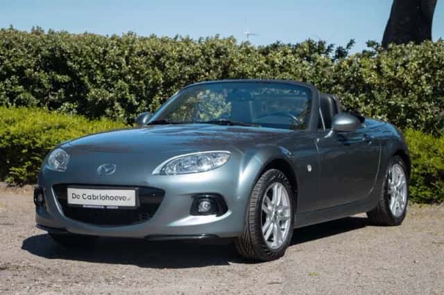 Mazda MX-5 (2012) thumbnail 3