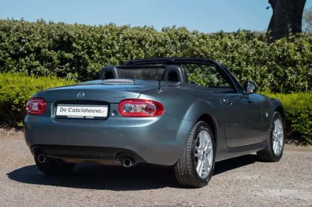 Mazda MX-5 (2012) thumbnail 6