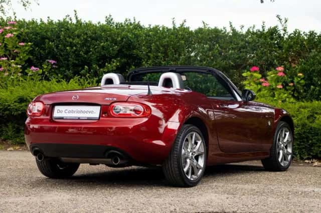 Mazda MX-5 (2013) thumbnail 6