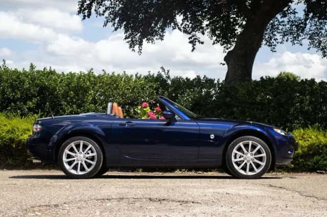 Mazda MX-5 (2007) thumbnail 4