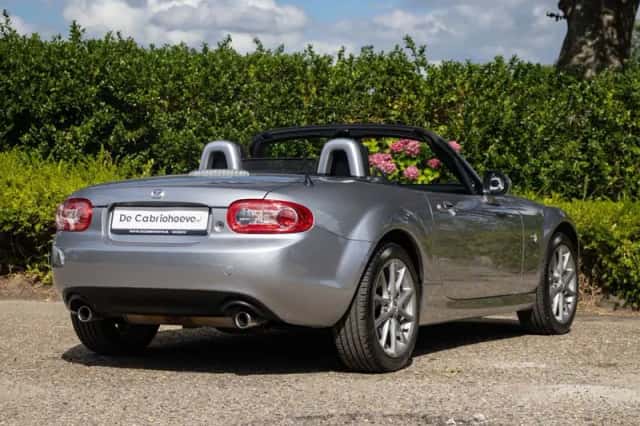 Mazda MX-5 (2011) thumbnail 6