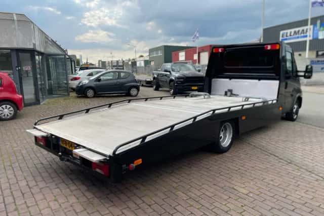 Iveco Daily (2020) thumbnail 4