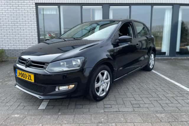 Volkswagen Polo (2013) thumbnail 1