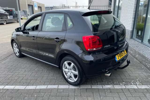 Volkswagen Polo (2013) thumbnail 4