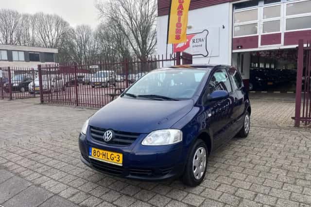 Volkswagen Fox (2009) thumbnail 1