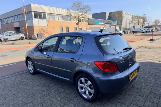 Peugeot 307 (2007) thumbnail 4
