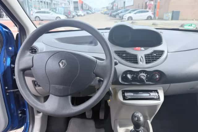 Renault Twingo (2008) thumbnail 3