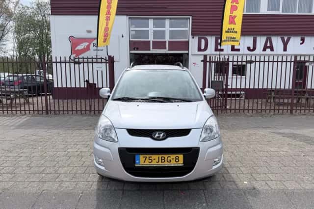 Hyundai Matrix 1.6i Style (2009) thumbnail 5