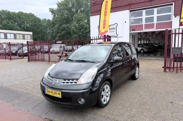 Nissan Note (2008) thumbnail 1