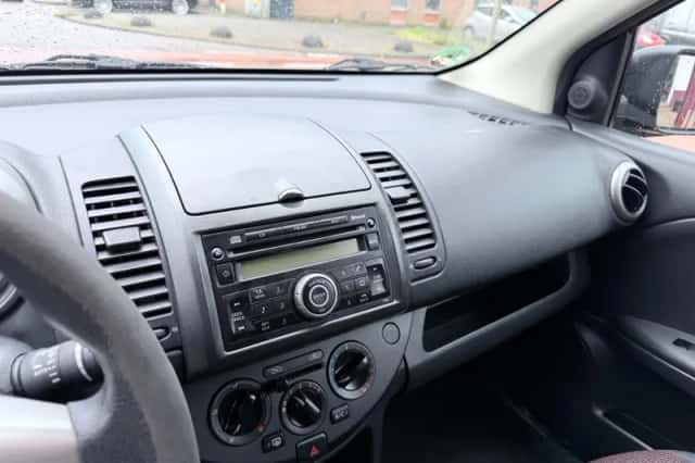 Nissan Note (2008) thumbnail 6