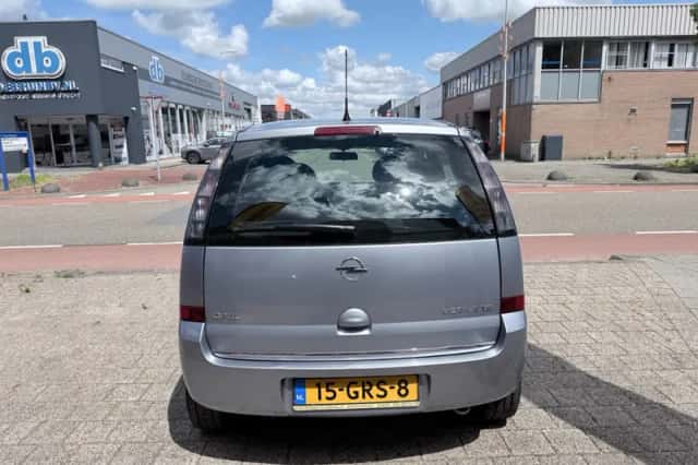 Opel Meriva (2008) thumbnail 6