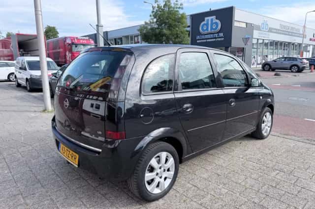 Opel Meriva (2007) thumbnail 2