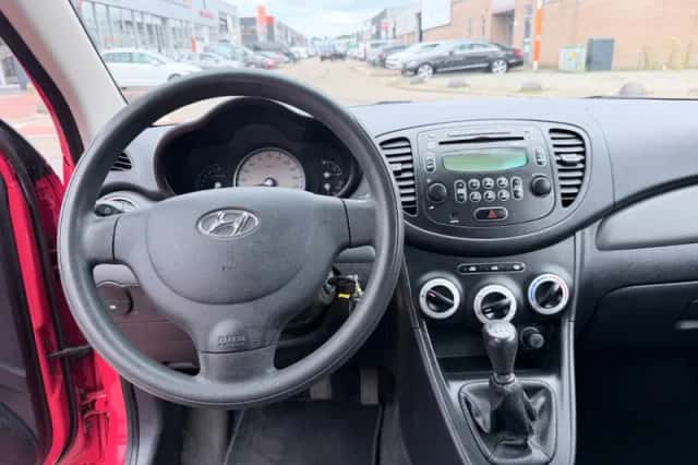 Hyundai i10 (2009) thumbnail 3