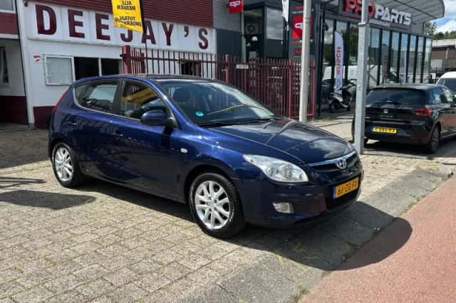 Hyundai i30 (2008) thumbnail 5