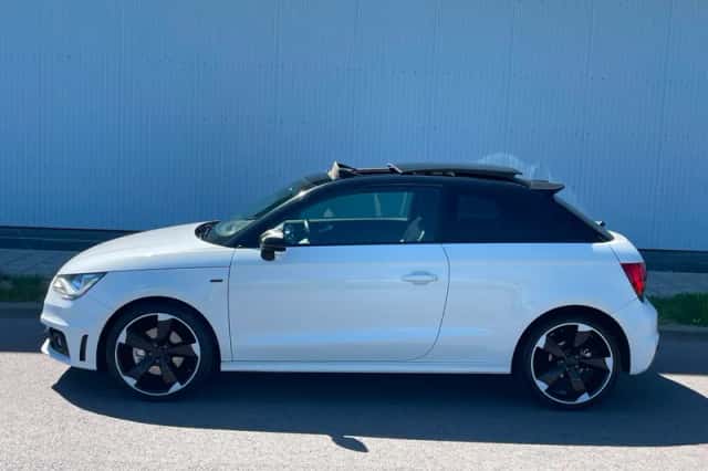 Audi A1 (2011) thumbnail 2