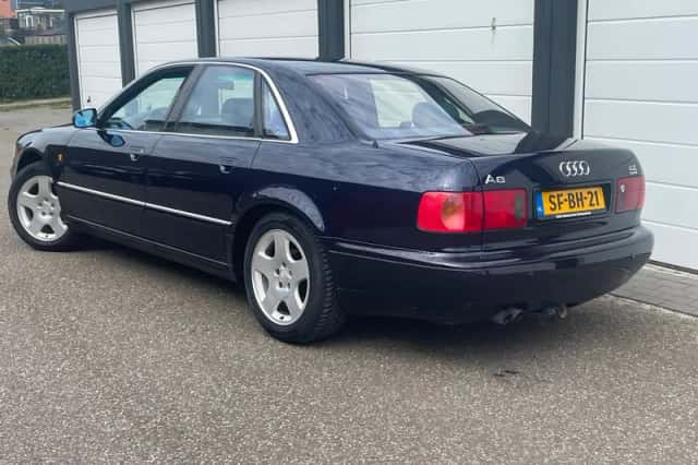 Audi A8 (1997) thumbnail 2