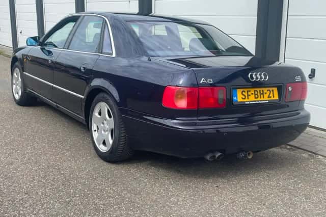 Audi A8 (1997) thumbnail 5